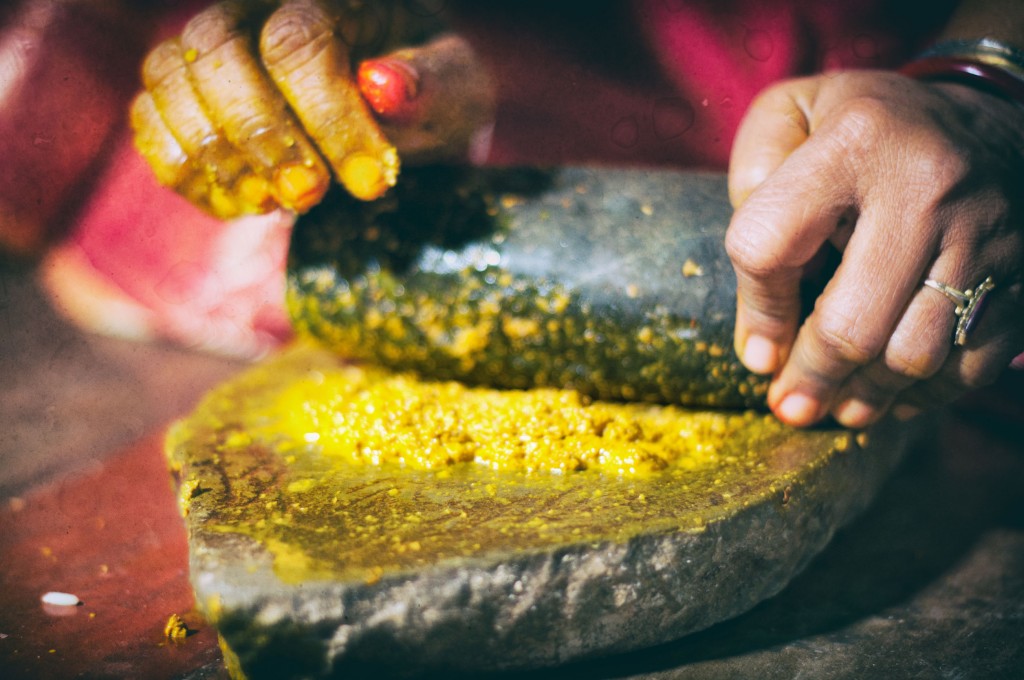 Mariage indien rituels haldi