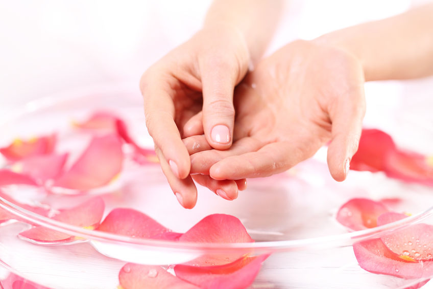 déjaunir les ongles avec le bicarbonate de soude