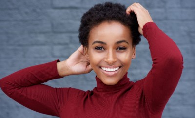 Afro : 40 coiffures pour être sublime durant les fêtes